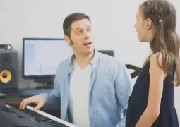 Cocuklar Icin Muzik Kursu Egitmenleri