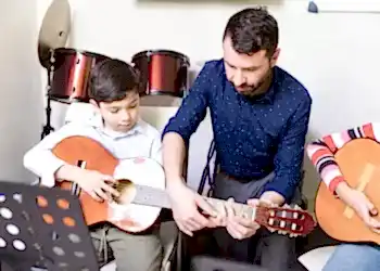 Gitar Eğitmeni İş İlanı