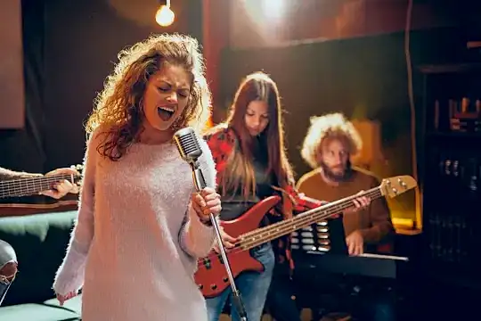 müzik akademi bakırköy