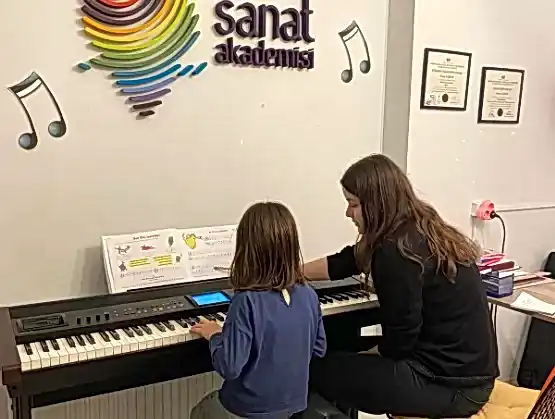 müzik akademi kozyatagi
