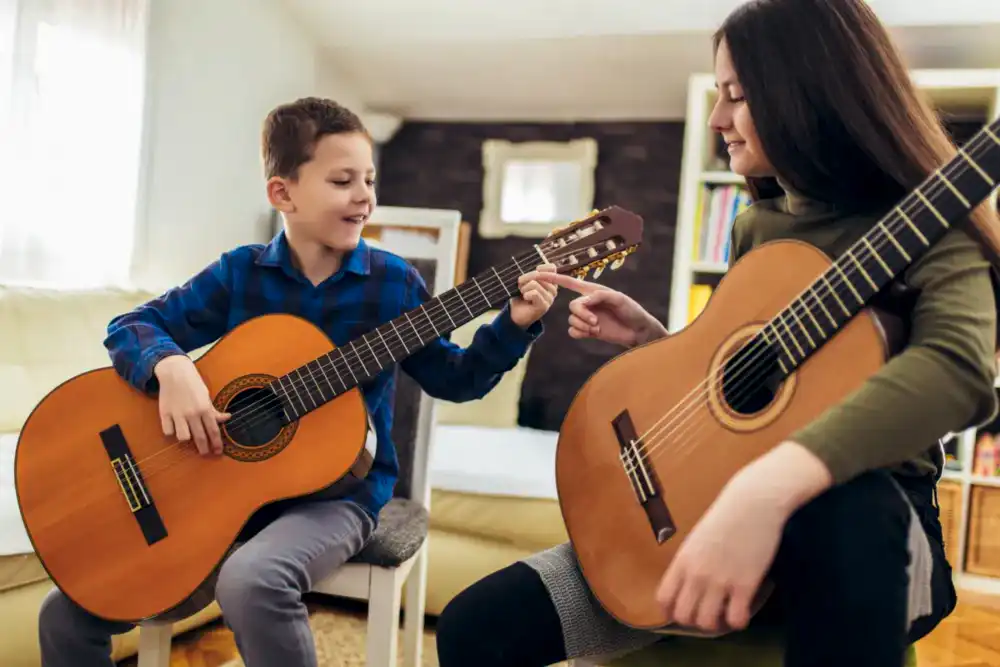 çocuklar için gitar kursu